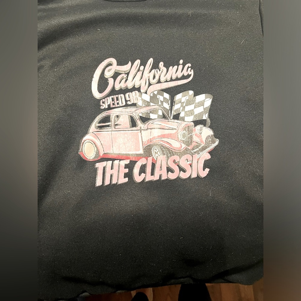 Graphic crew neck